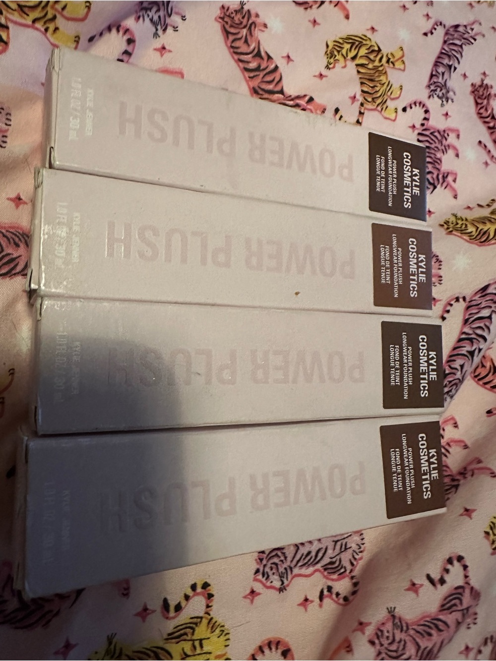 Kylie Cosmetics Power Plush Longwear Foundation